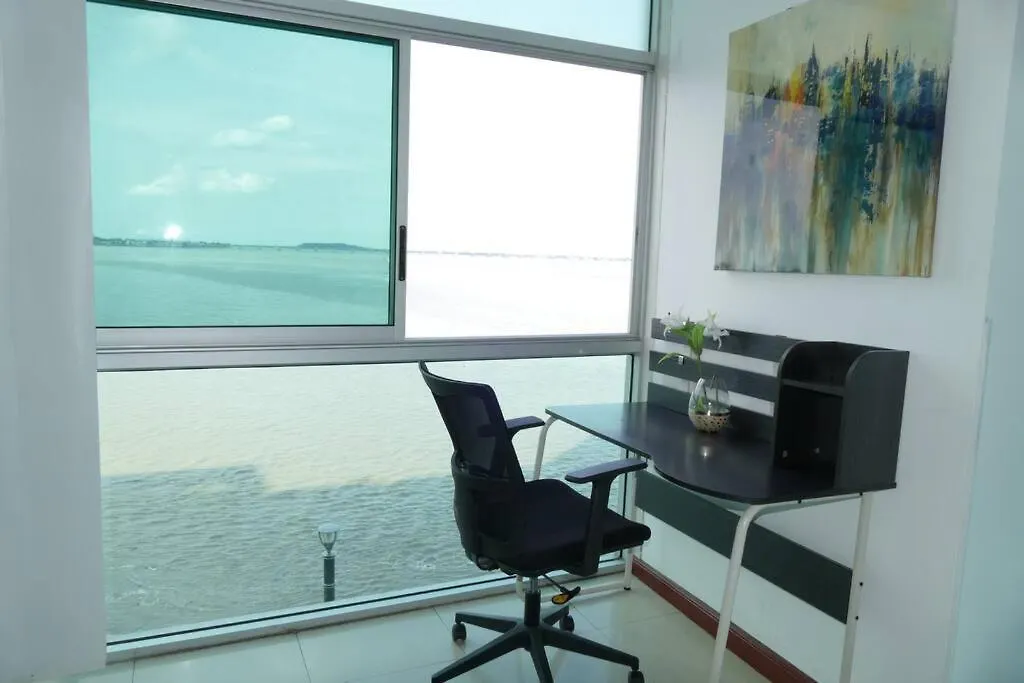 Ecusuites Resort Riverfront Family Dept Santa Ana Gye Guayaquil Apartman