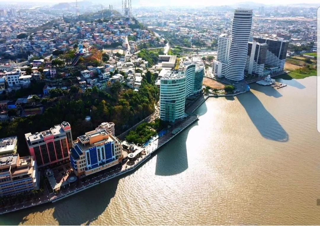 Ecusuites Resort Riverfront Family Dept Santa Ana Gye Guayaquil Apartman