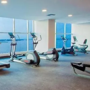 Exclusiva Con Balcón Y Maravillosa Vista Guayaquil