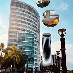 Vista Al Rio Puerto Santana Riverfront 1 Guayaquil