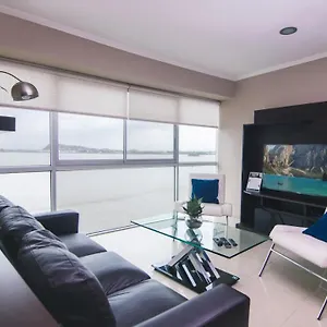 Riverfront I 1, Piso 4, Vista Al Rio, Puerto Santa Ana, Guayaquil